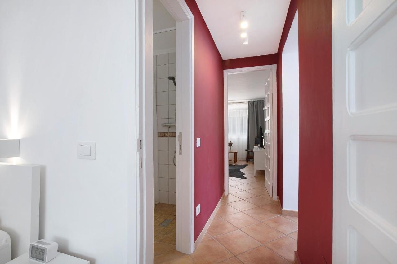 Apartment Seaside ลอส เรอาเลคอส ภายนอก รูปภาพ
